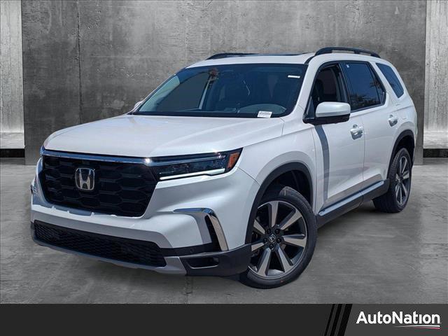 Photo of 2025 Platinum White Pearl Honda Pilot