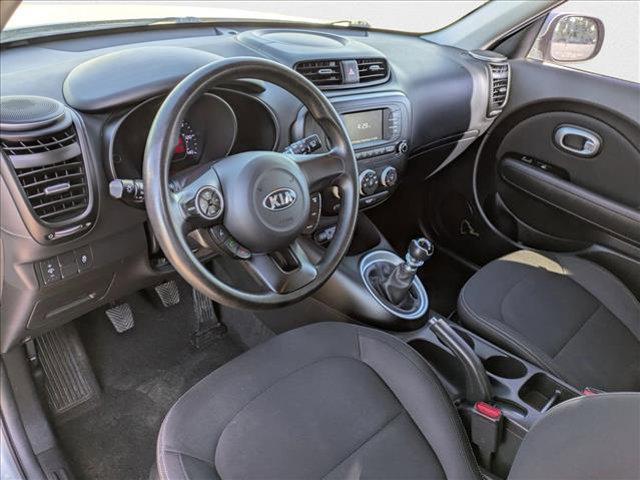 Photo of 2017 Bright Silver Kia Soul