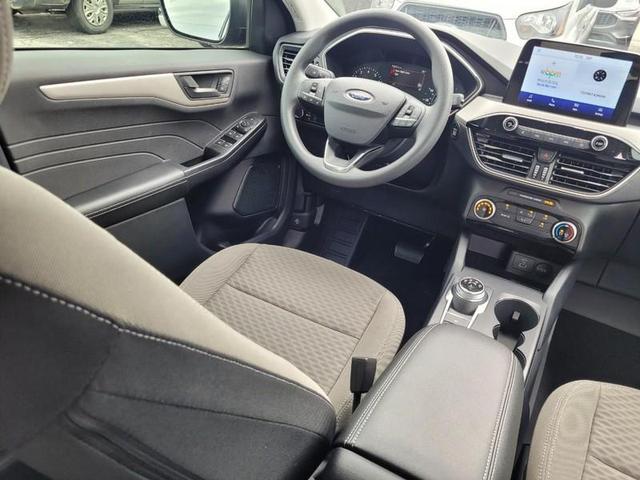 Photo of 2022 Agate Black Metallic Ford Escape