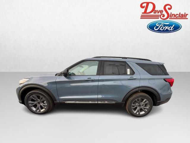 Photo of 2025 VAPOR BLUE Ford Explorer