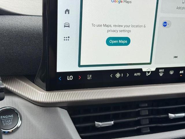 Photo of 2025 VAPOR BLUE Ford Explorer