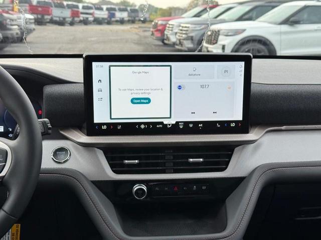 Photo of 2025 VAPOR BLUE Ford Explorer