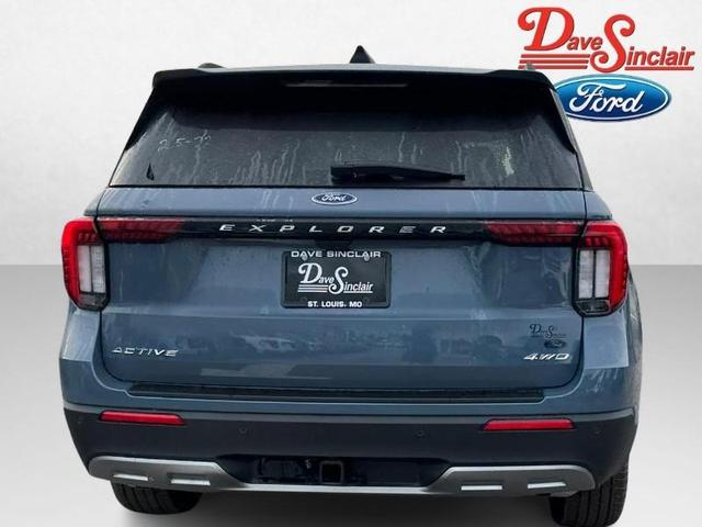 Photo of 2025 VAPOR BLUE Ford Explorer