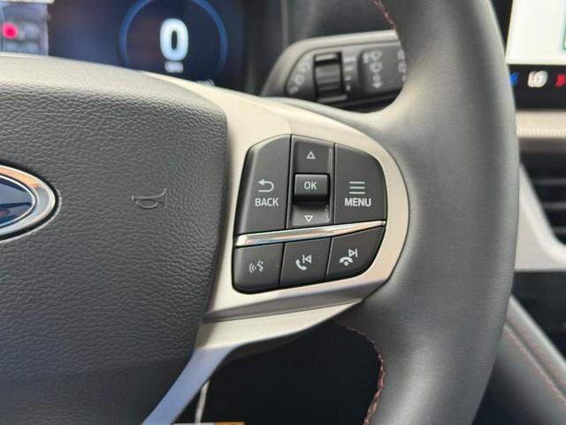 Photo of 2025 VAPOR BLUE Ford Explorer