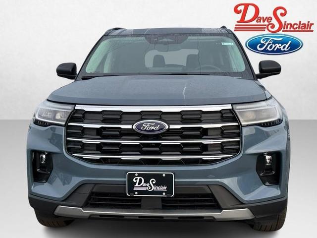 Photo of 2025 VAPOR BLUE Ford Explorer