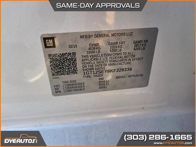 Photo of 2019 White Frost Tricoat GMC Sierra 2500