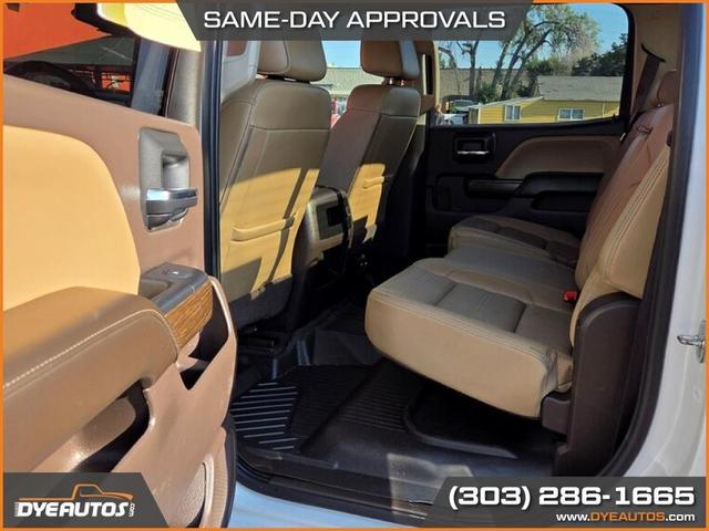 Photo of 2019 White Frost Tricoat GMC Sierra 2500