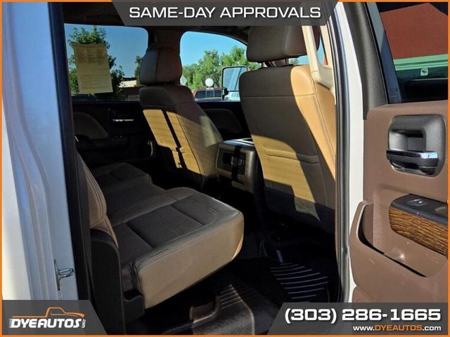 Photo of 2019 White Frost Tricoat GMC Sierra 2500