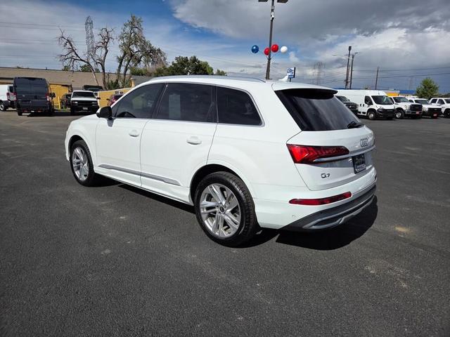 Photo of 2021 Carrara White Audi Q7