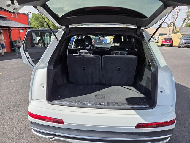 Photo of 2021 Carrara White Audi Q7
