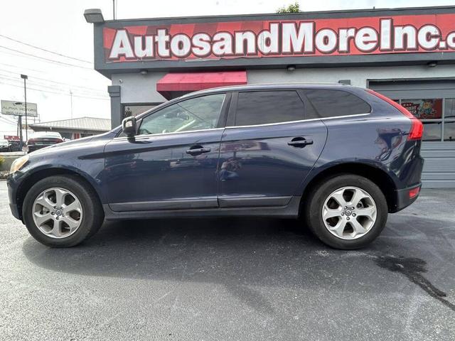 Photo of 2013 BLUE Volvo XC60