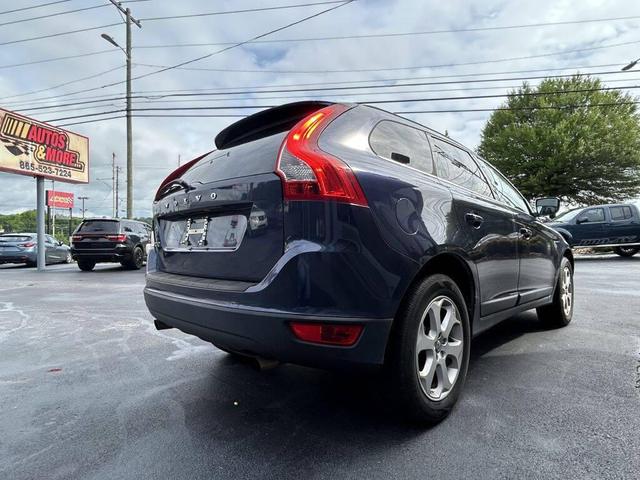 Photo of 2013 BLUE Volvo XC60