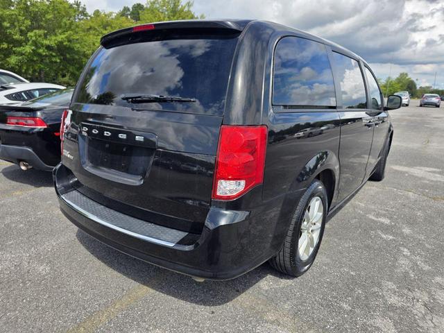 Photo of 2019 Black Onyx Crystal Pearlcoat Dodge Grand Caravan