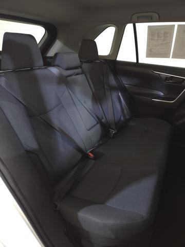 Photo of 2022 White Toyota RAV4 Hybrid
