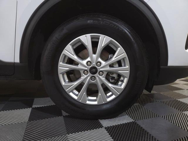 Photo of 2025 Oxford White Ford Escape