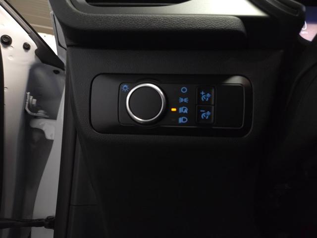 Photo of 2025 Oxford White Ford Escape