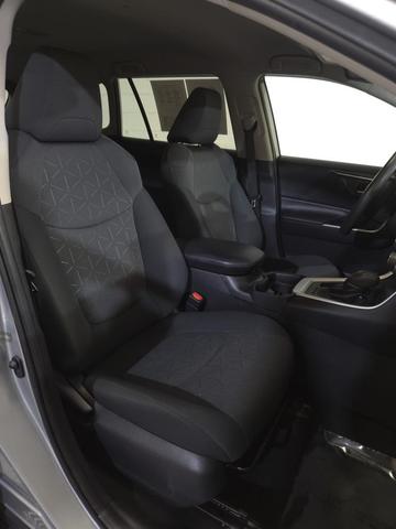 Photo of 2021 Silver Sky Metallic Toyota RAV4