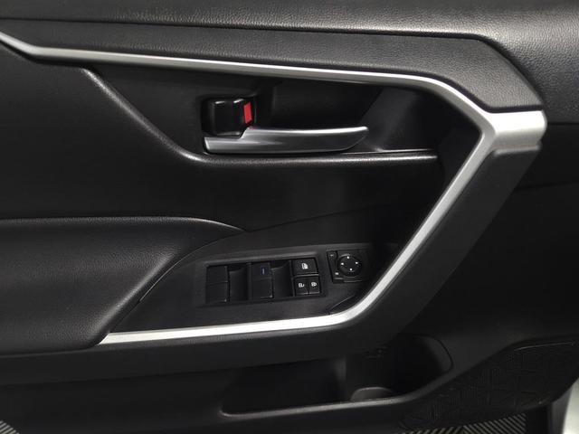 Photo of 2021 Silver Sky Metallic Toyota RAV4