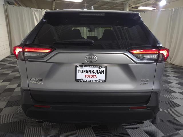 Photo of 2021 Silver Sky Metallic Toyota RAV4
