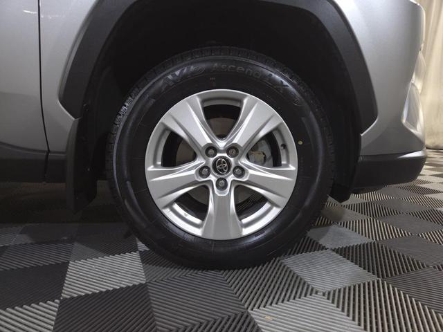 Photo of 2021 Silver Sky Metallic Toyota RAV4