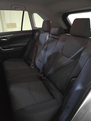 Photo of 2021 Silver Sky Metallic Toyota RAV4