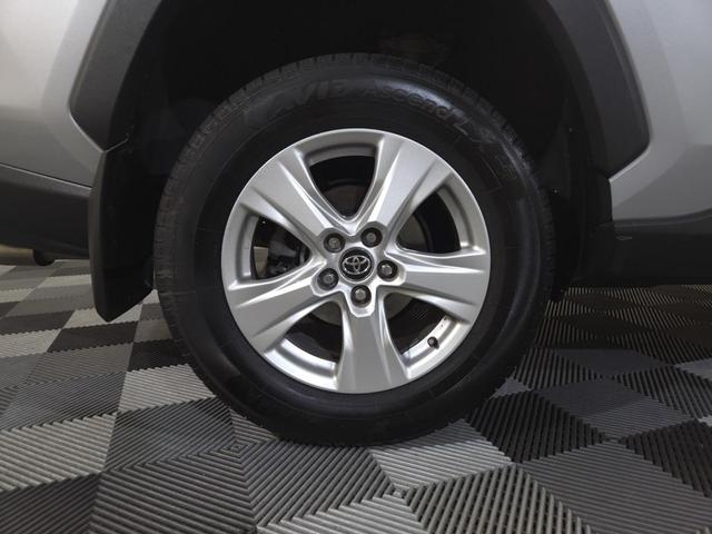 Photo of 2021 Silver Sky Metallic Toyota RAV4
