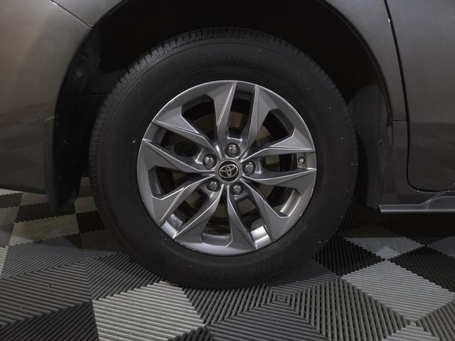 Photo of 2022 Predawn Gray Mica Toyota Sienna
