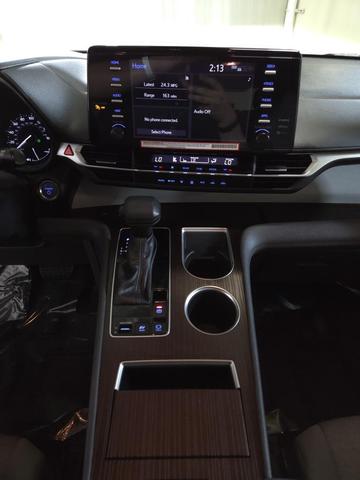 Photo of 2022 Predawn Gray Mica Toyota Sienna