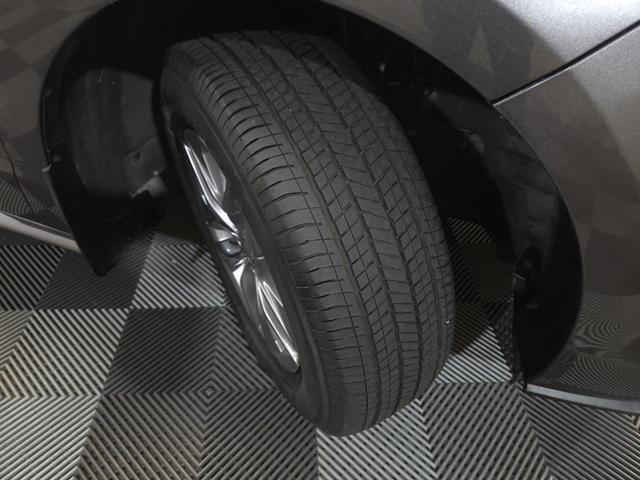 Photo of 2022 Predawn Gray Mica Toyota Sienna