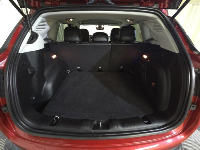 Photo of 2019 Redline Pearlcoat Jeep Compass