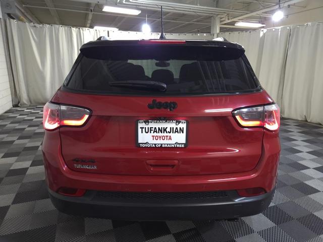 Photo of 2019 Redline Pearlcoat Jeep Compass