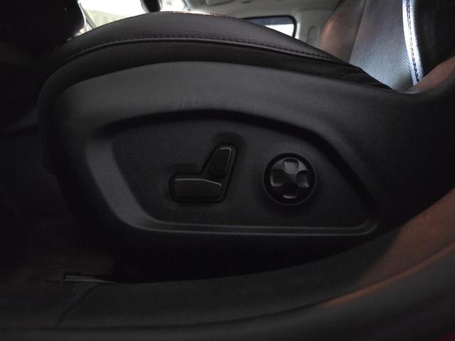 Photo of 2019 Redline Pearlcoat Jeep Compass