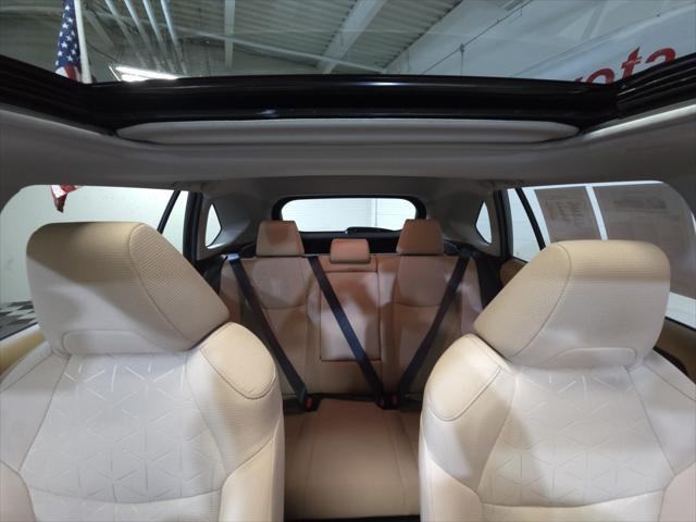 Photo of 2021 Blue Toyota RAV4 Hybrid