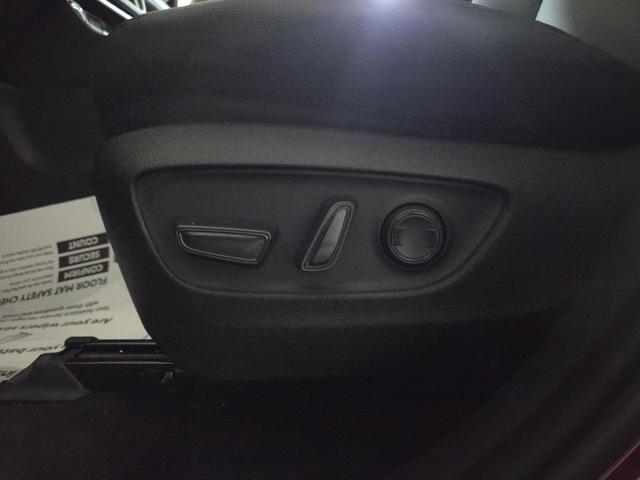 Photo of 2024 Ruby Flare Pearl Toyota Grand Highlander Hybrid