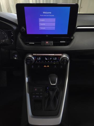 Photo of 2025 Pearl Toyota RAV4