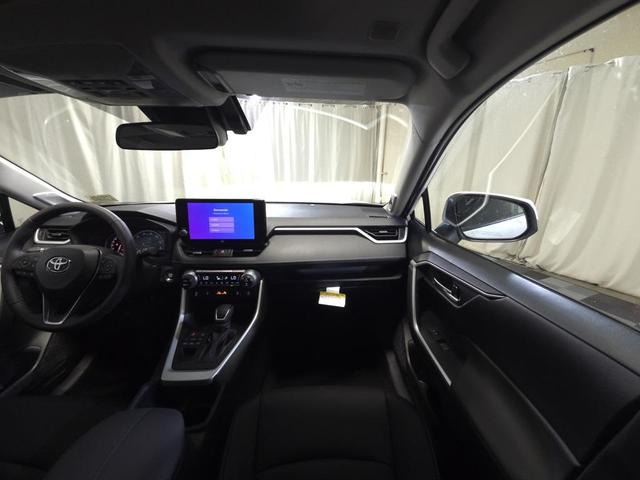 Photo of 2025 Pearl Toyota RAV4