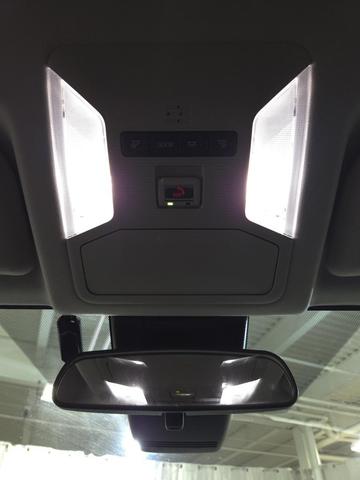 Photo of 2022 White Toyota RAV4