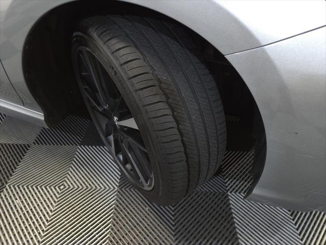 Photo of 2020 Celestial Silver/Midnight Black Metallic Toyota Camry