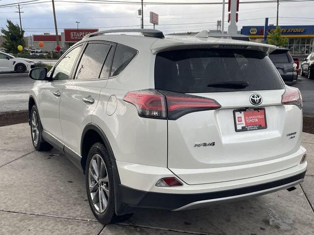Photo of 2018 Blizzard Pearl Toyota RAV4