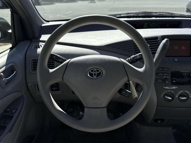 Photo of 2002 Aqua Ice Opalescent Toyota Prius