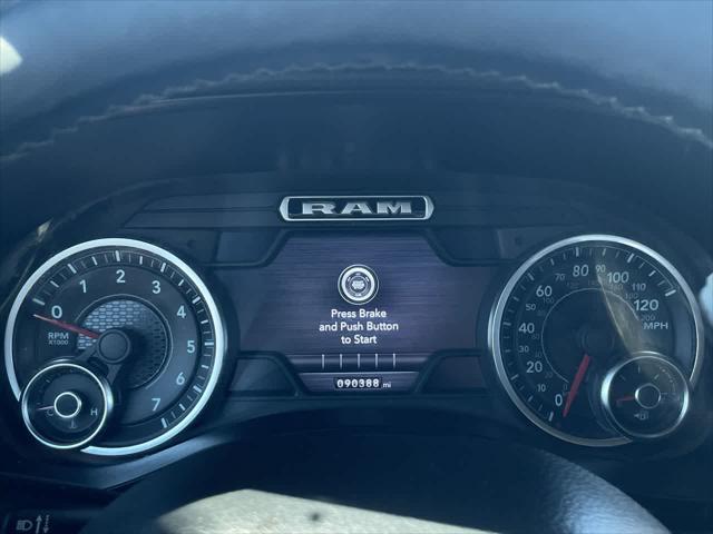 Photo of 2019 Billet Silver Metallic Clearcoat RAM 1500