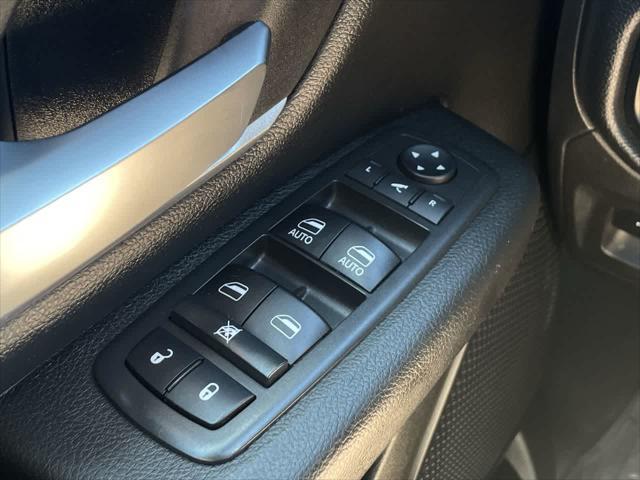 Photo of 2019 Billet Silver Metallic Clearcoat RAM 1500