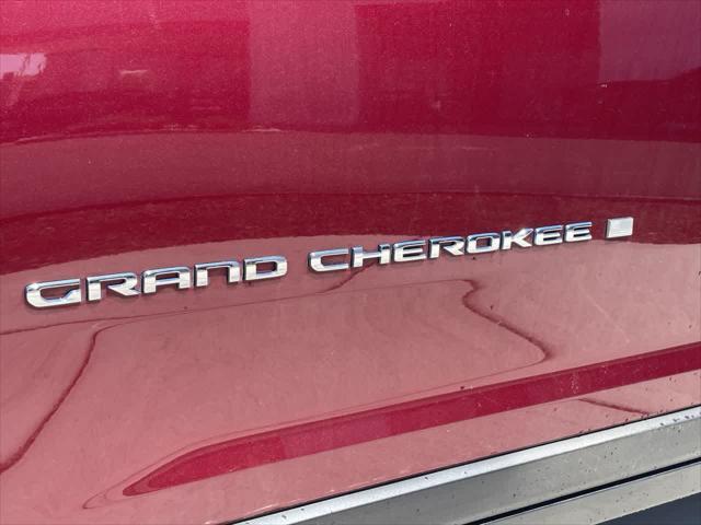 Photo of 2023 Velvet Red Pearlcoat Jeep Grand Cherokee 4xe
