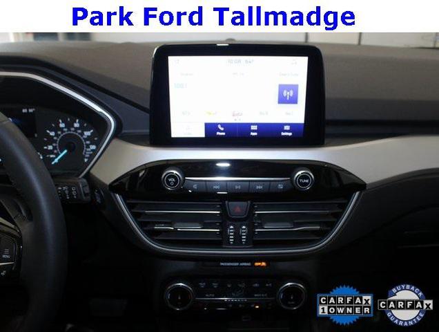 Photo of 2022 Iced Blue Silver Metallic Ford Escape