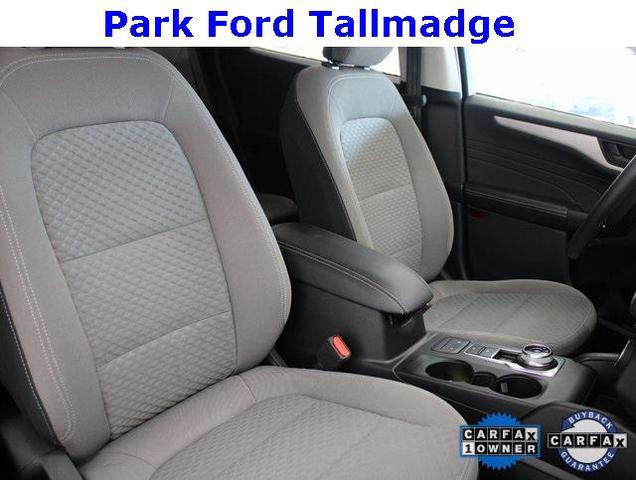 Photo of 2022 Iced Blue Silver Metallic Ford Escape