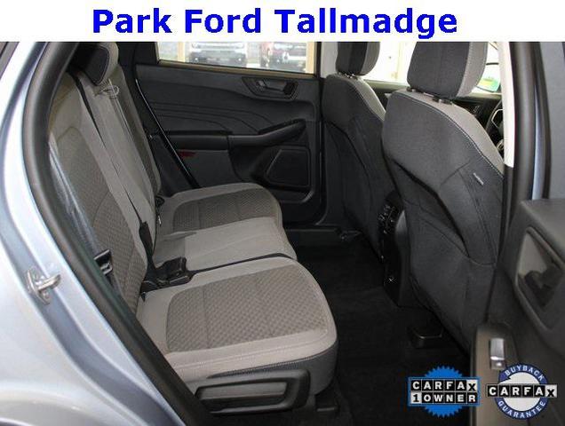Photo of 2022 Iced Blue Silver Metallic Ford Escape