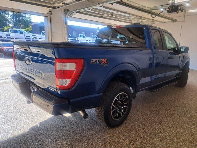 Photo of 2022 Atlas Blue Metallic Ford F-150
