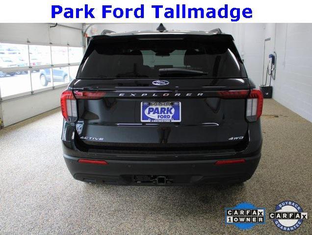 Photo of 2025 Agate Black Metallic Ford Explorer