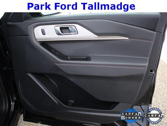Photo of 2025 Agate Black Metallic Ford Explorer