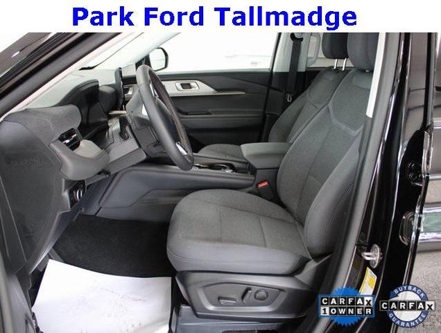 Photo of 2025 Agate Black Metallic Ford Explorer